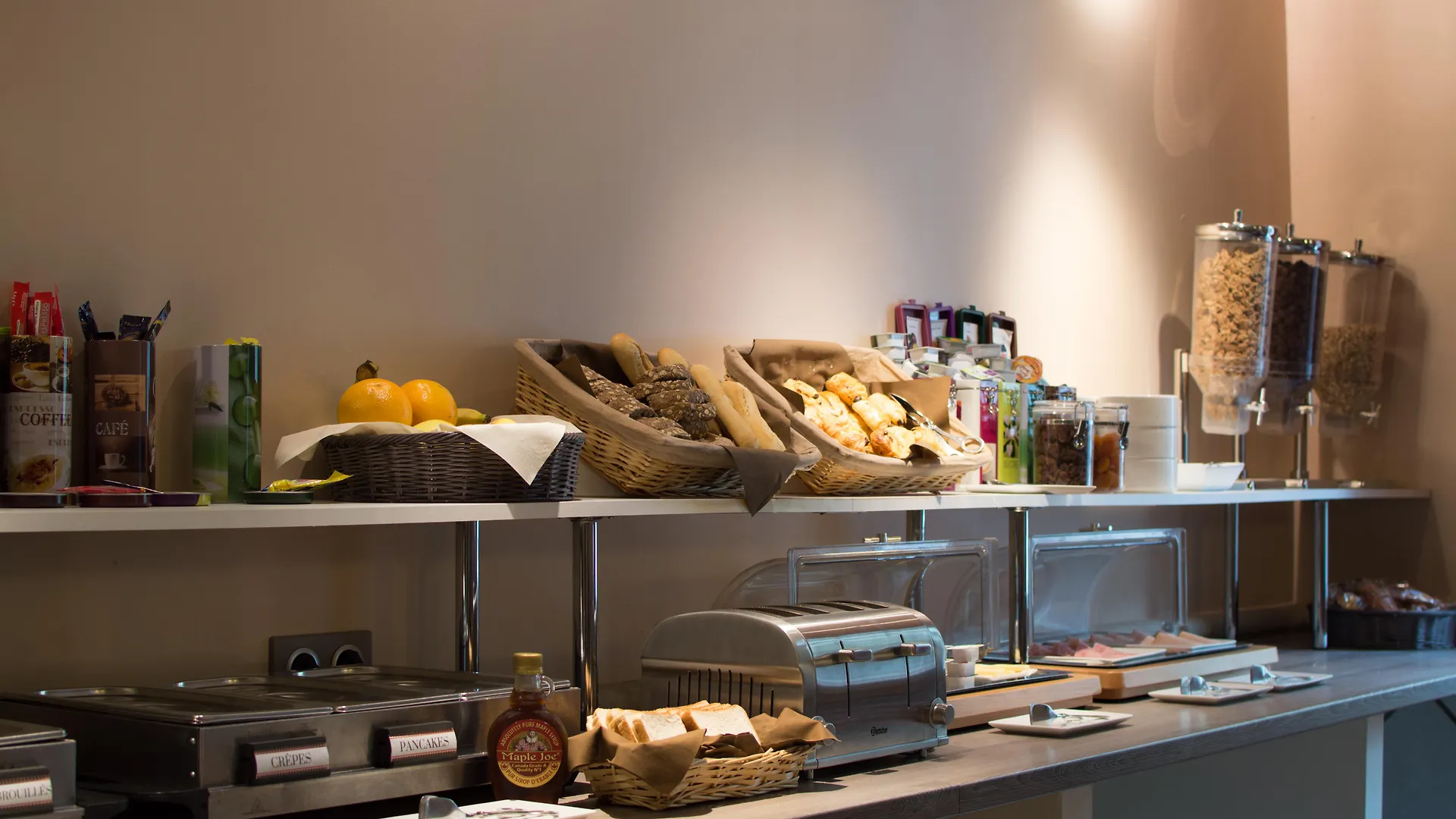Hotel Artea Aix Centre Aix-en-Provence 3*,  France